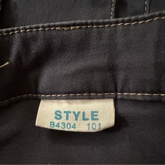 Zinc Vintage Blue Cargo/Utility Pants. Size 7 - Picture 8 of 16